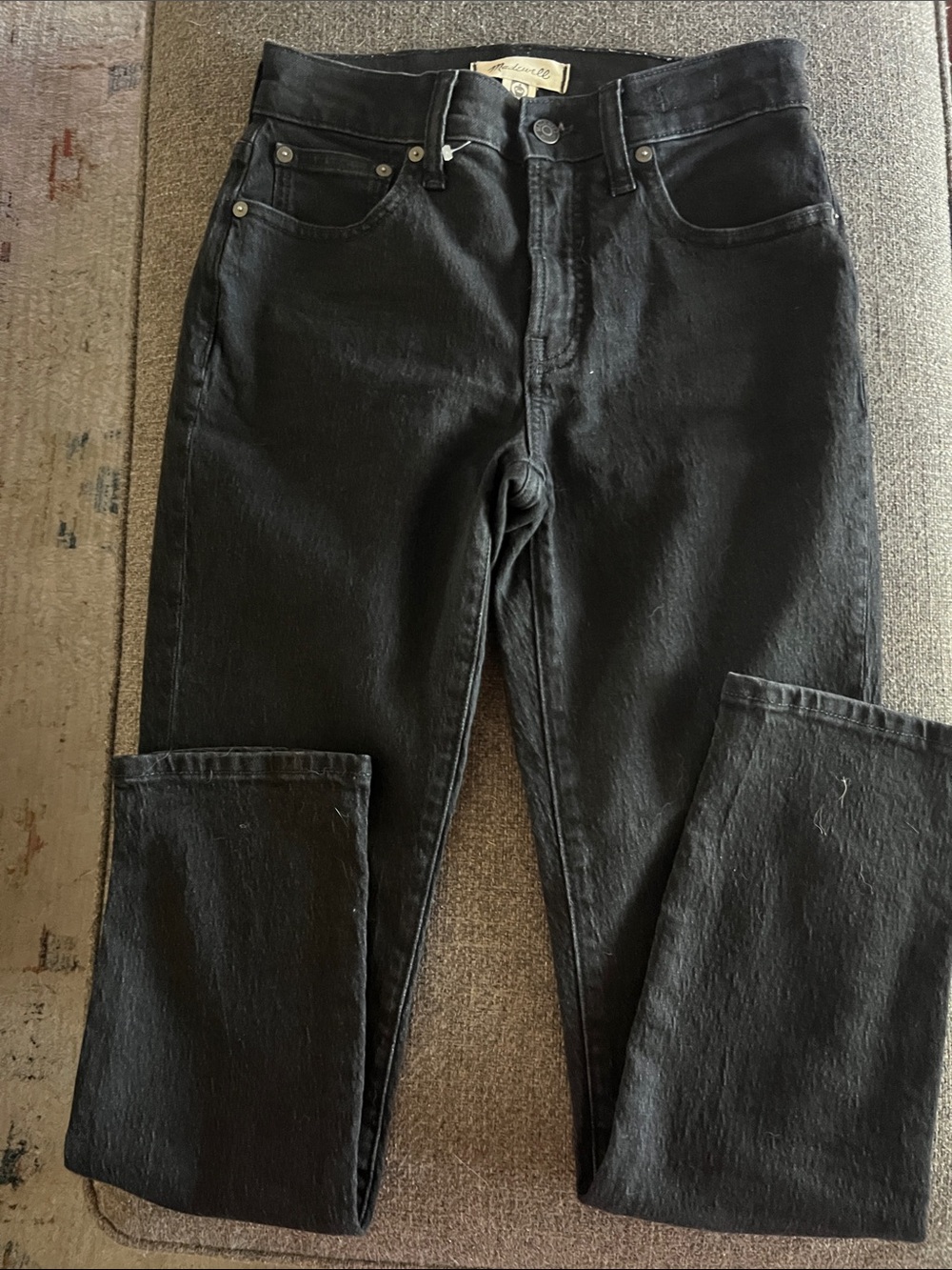 Madewell Jeans black mid rise Vintage Women’s straight leg 
24 x 28